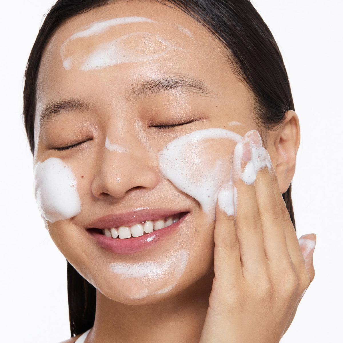 Torriden DIVE IN Low Molecular Hyaluronic Acid Cleansing Foam
