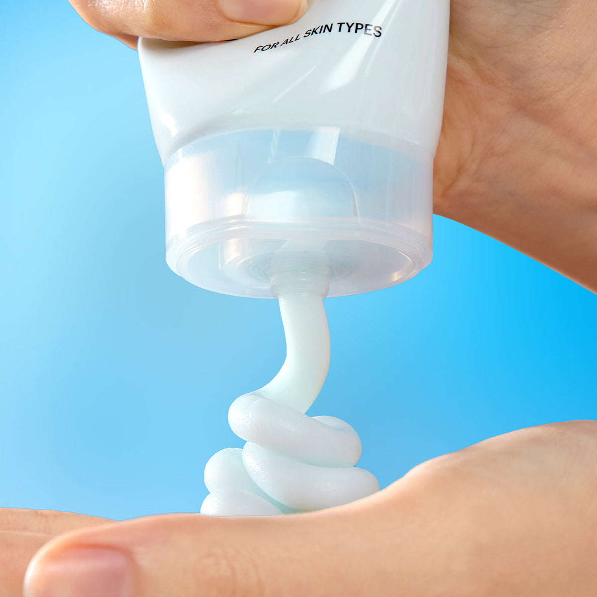 Torriden DIVE IN Low Molecular Hyaluronic Acid Cleansing Foam